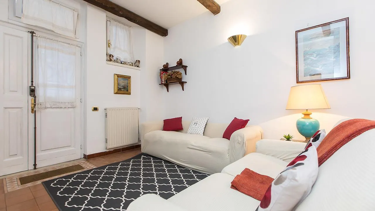 Rental In Rome Panieri Terrace Apartman